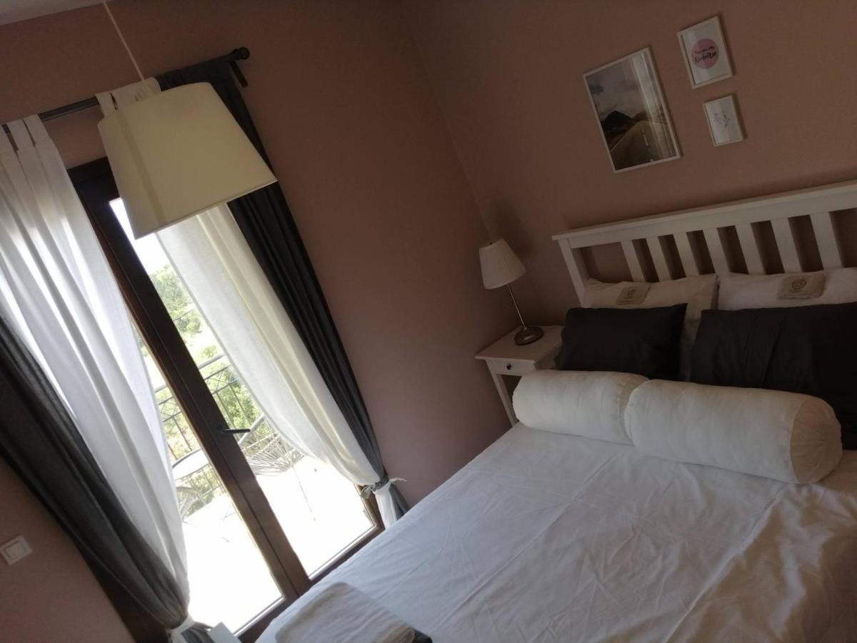 Villa Clio Manganos Экстерьер фото