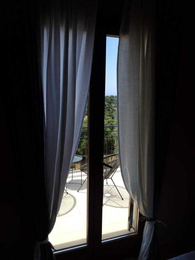 Villa Clio Manganos Экстерьер фото